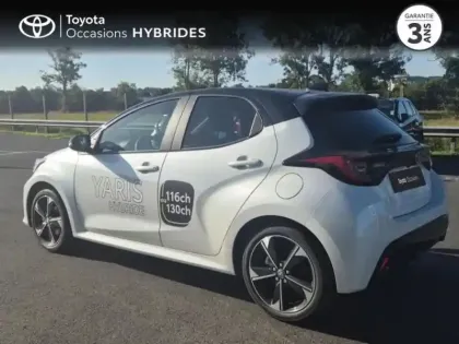 Photo 1 Toyota Yaris  130h Collection 5p MY25