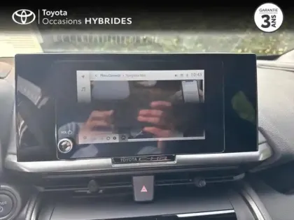Photo 8 Toyota C-HR  1.8 Hybride 140ch Design NG23