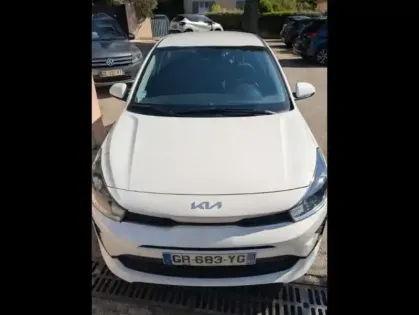 Photo 7 Kia Rio  1.2 DPi 84ch Motion