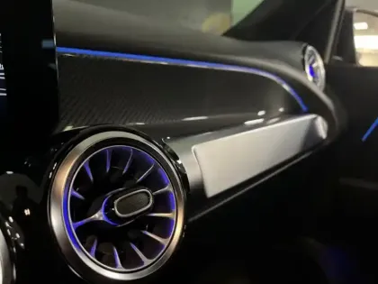 Photo 21 Mercedes GLB 200 d AMG Line