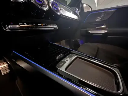 Photo 15 Mercedes GLB 200 d AMG Line