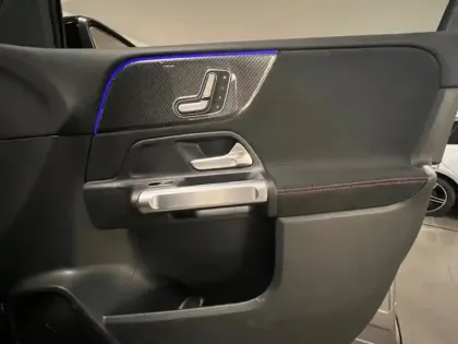 Photo 23 Mercedes GLB 200 d AMG Line