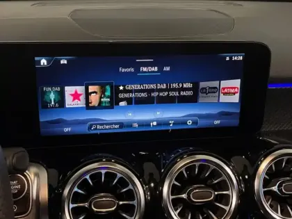 Photo 19 Mercedes GLB 200 d AMG Line