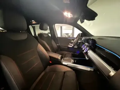 Photo 12 Mercedes GLB 200 d AMG Line