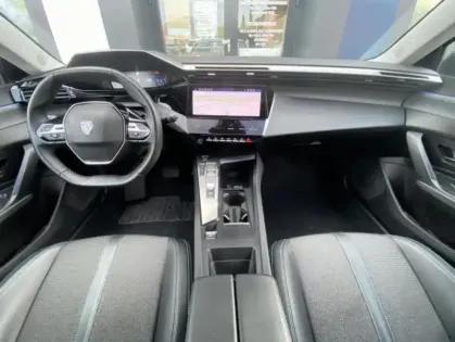 Photo 3 Peugeot 308 III BlueHDi 130 EAT8 ALLURE PACK