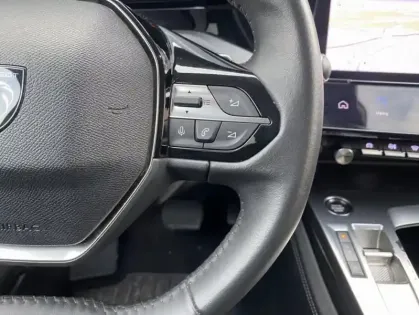 Photo 25 Peugeot 308 III BlueHDi 130 EAT8 ALLURE PACK