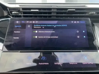 Photo 7 Peugeot 308 III BlueHDi 130 EAT8 ALLURE PACK