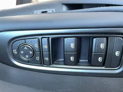 Photo 45 BYD Seal  6 1.5l DM-i 156 kW PHEV