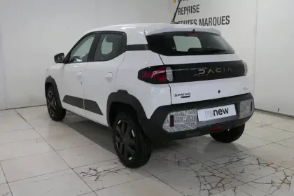 Photo 1 Dacia Spring  GSR2