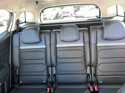 Photo 37 Citroën C5 aircross  BlueHDi 130 EAT8 AVEC ATTELAGE