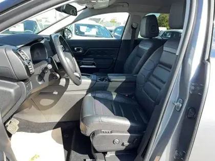 Photo 35 Citroën C5 aircross  BlueHDi 130 EAT8 AVEC ATTELAGE