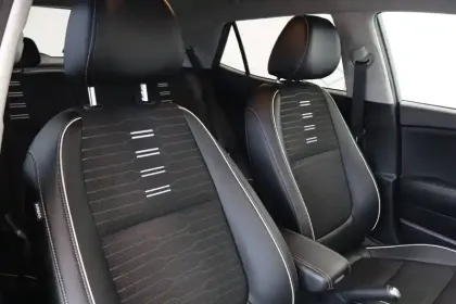 Photo 5 Kia Stonic  1.0 T-GDi 100 ch DCT7