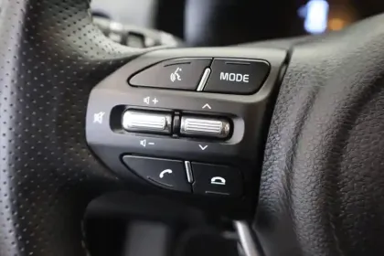 Photo 13 Kia Stonic  1.0 T-GDi 100 ch DCT7