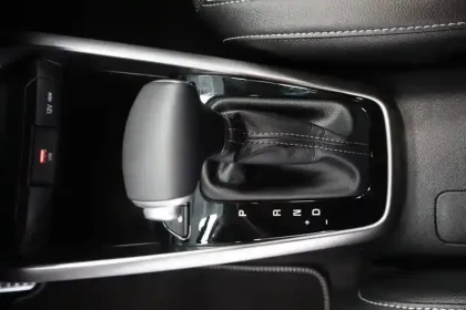 Photo 11 Kia Stonic  1.0 T-GDi 100 ch DCT7