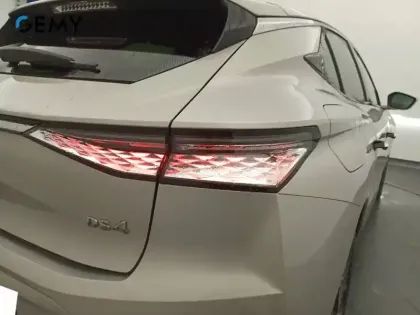 Photo 84 DS DS 4  BlueHDi 130 EAT8