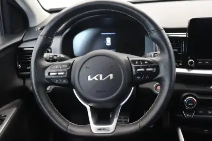 Photo 40 Kia Stonic  1.0 T-GDi 100 ch DCT7