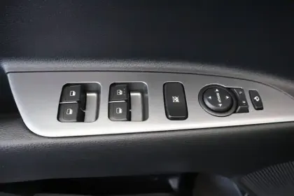 Photo 50 Kia Stonic  1.0 T-GDi 100 ch DCT7
