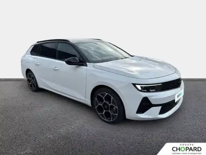 Photo 22 Opel Astra  Sports Tourer 1.2 Turbo Hybride 136 ch e-DCT6