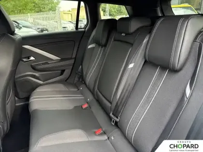 Photo 50 Opel Astra  Sports Tourer 1.2 Turbo Hybride 136 ch e-DCT6