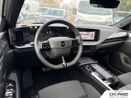 Photo 29 Opel Astra  Sports Tourer 1.2 Turbo Hybride 136 ch e-DCT6