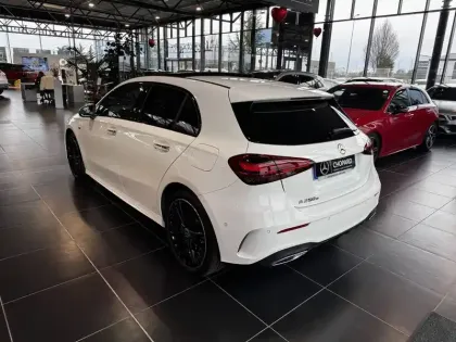 Photo 21 Mercedes Classe A  250 e Hybrid EQ 8G-DCT