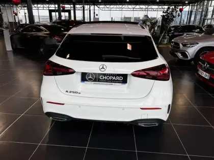 Photo 20 Mercedes Classe A  250 e Hybrid EQ 8G-DCT