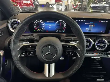 Photo 27 Mercedes Classe A  250 e Hybrid EQ 8G-DCT