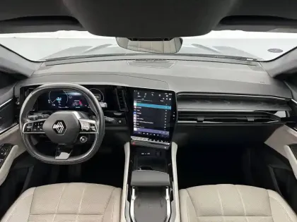 Photo 57 Renault Espace  E-Tech hybrid 200