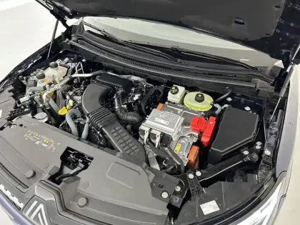 Photo 82 Renault Espace  E-Tech hybrid 200