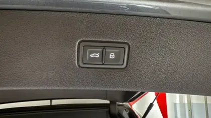 Photo 13 Audi Q7  55 TFSI e 380 Tiptronic 8 Quattro