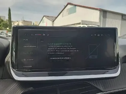 Photo 45 Peugeot 208  PureTech 100 S&S BVM6