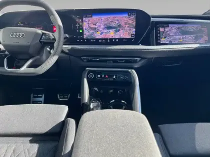 Photo 9 Audi Q5  Sportback e-hybrid 299 ch S tronic 7 Quattro