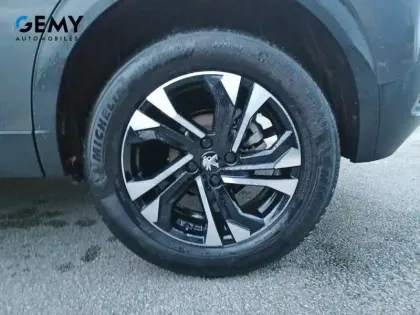 Photo 10 Peugeot 2008  PureTech 130 S&S BVM6