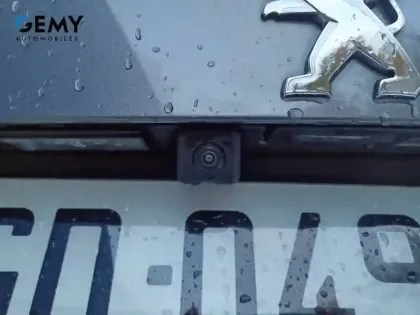 Photo 13 Peugeot 2008  PureTech 130 S&S BVM6