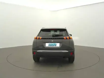 Photo 36 Peugeot 2008  PureTech 100 S&S BVM6