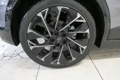 Photo 12 Renault Megane  E-Tech 220 ch autonomie confort