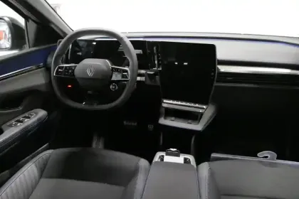 Photo 7 Renault Megane  E-Tech 220 ch autonomie confort