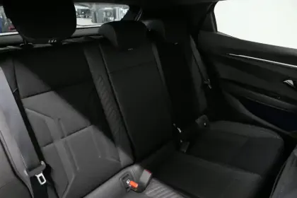 Photo 9 Renault Megane  E-Tech 220 ch autonomie confort