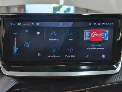 Photo 44 Peugeot 208  PureTech 100 S&S BVM6