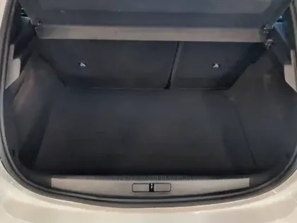 Photo 21 Peugeot 208  PureTech 100 S&S BVM6