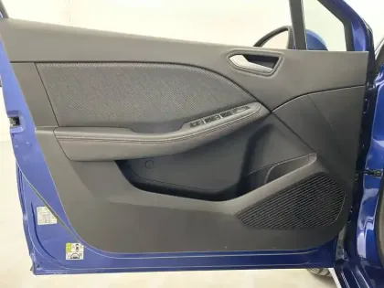 Photo 10 Renault Clio  TCe 130 EDC FAP