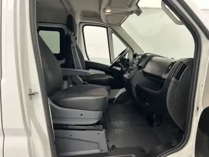 Photo 11 Citroën Jumper  30 L1H1 BlueHDI 130 S&S BVM6