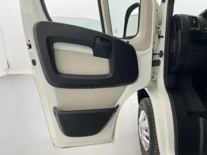 Photo 17 Citroën Jumper  30 L1H1 BlueHDI 130 S&S BVM6