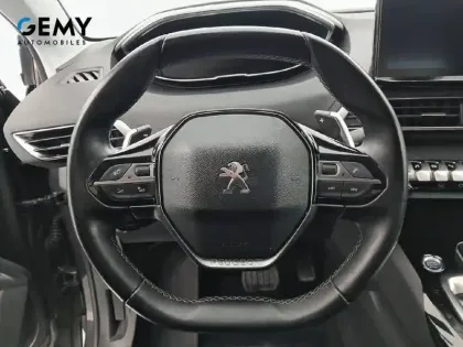 Photo 12 Peugeot 3008  Hybrid 225 e-EAT8