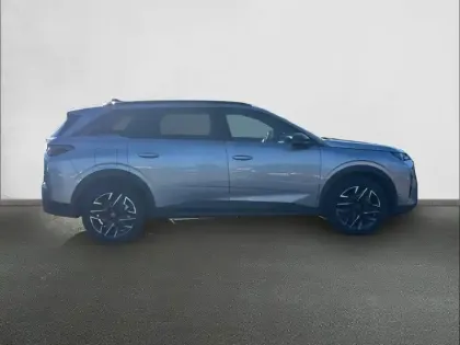 Photo 23 Peugeot 5008  Hybrid 145 e-DCS6