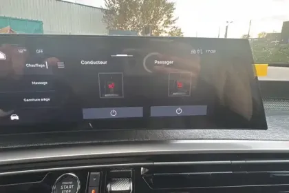 Photo 22 Peugeot 3008  Plug-in Hybrid 195 e-DCS7