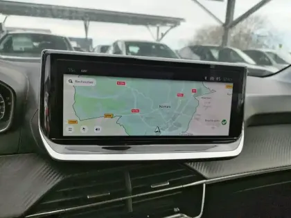 Photo 35 Peugeot 208  PureTech 100 S&S BVM6