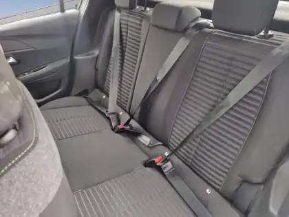 Photo 48 Peugeot 208  PureTech 100 S&S BVM6