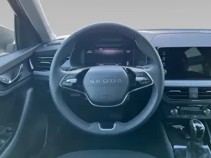 Photo 11 Skoda Kamiq  1.0 TSI Evo 2 116 ch DSG7