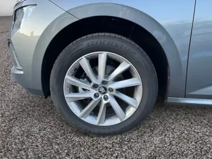 Photo 8 Skoda Kamiq  1.0 TSI Evo 2 116 ch DSG7